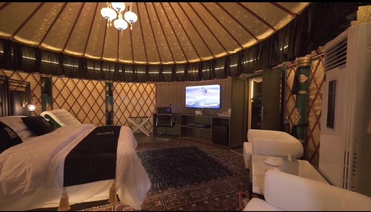 Iyi Luxury Inn Swat Saidu Sharif エクステリア 写真